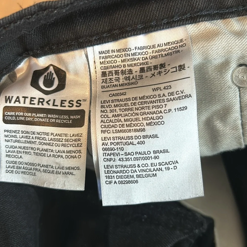 Levi’s 511 jeans in black - Picture 3 of 3